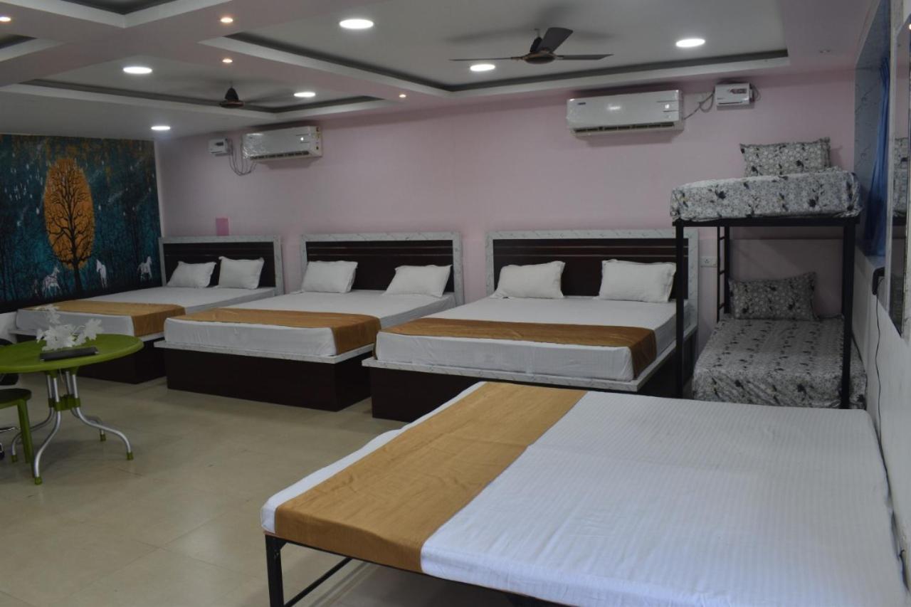 Midwaay Resort Patratu Ngoại thất bức ảnh